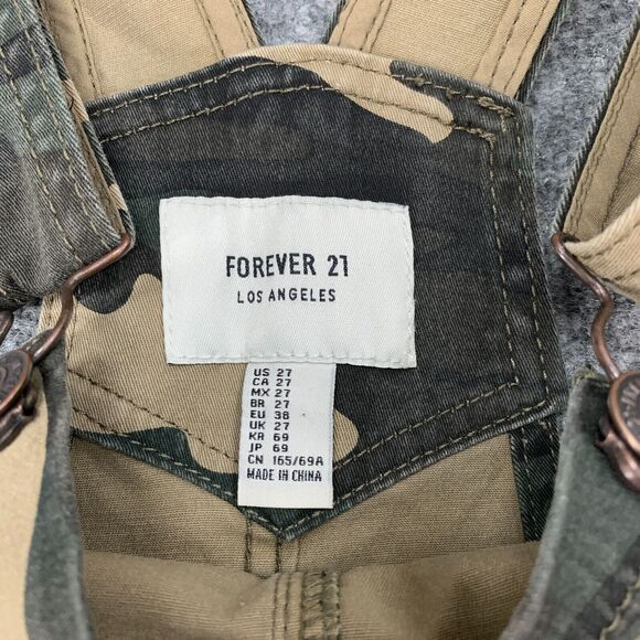 Forever 21 Camo Denim Overalls Womens 27 Cuffed Pockets Stretch Cotton Shortalls - Picture 4 of 11
